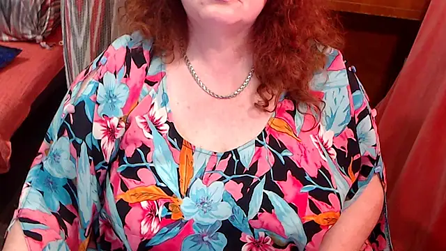 RoseRed69 online show from May 3, 5:12 am