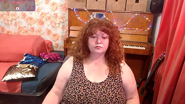 RoseRed69 online show from December 4, 4:33 am