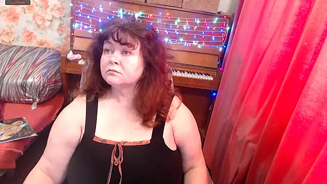 RoseRed69 online show from March 6, 4:07 am