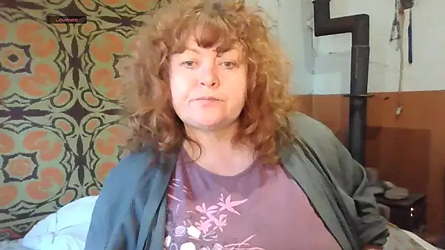 RoseRed69 online show from October 1, 2:27 am