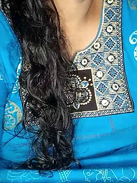 Snapshot of Latha-Hyd chatting on October 11, 3:40 am Latha-Hyd online show from October 11, 3:40 am