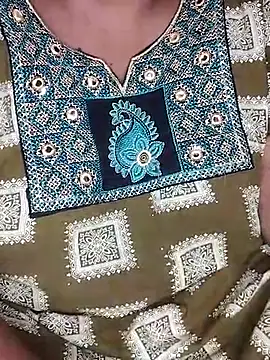 Snapshot of Latha-Hyd chatting on October 1, 2:06 am Latha-Hyd online show from October 1, 2:06 am