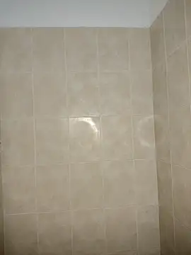 caro sweett online show from April 15, 7:40 pm