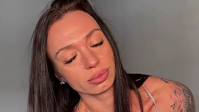 Snapshot of Melanisoul chatting on January 8, 4:51 am Melanisoul online show from January 8, 4:51 am