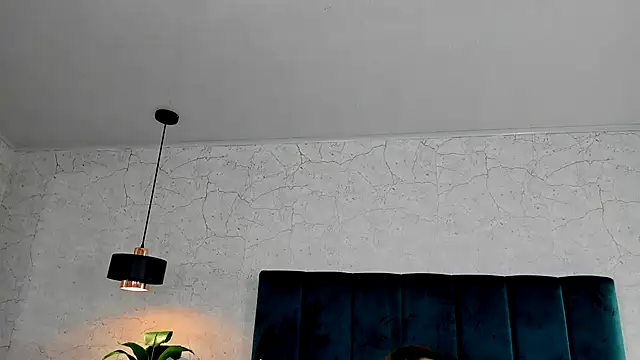 Luna18Pink online show from November 3, 2:31 pm