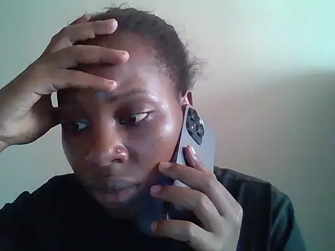 Queen loveer online show from February 10, 1:32 pm