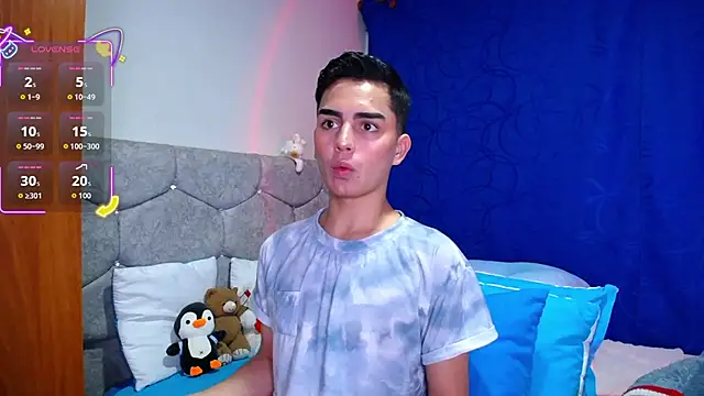 OwenBluee online show from September 12, 10:20 pm