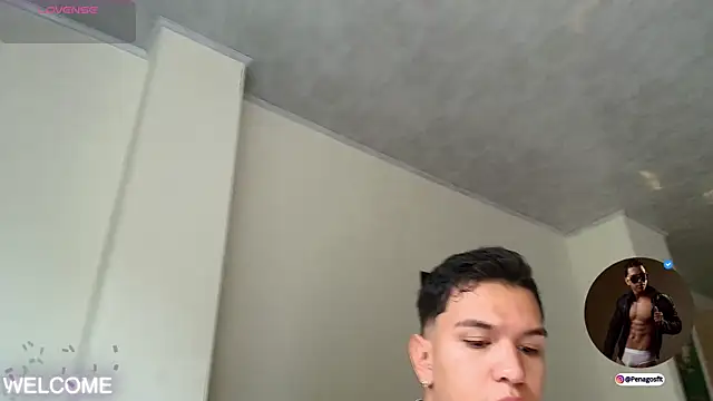 Taylor John online show from October 15, 3:20 pm