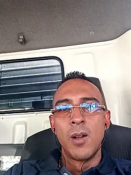 paisa233 online show from January 13, 8:46 pm