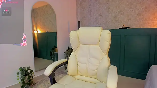 Snapshot of anahi_ryan_ chatting on February 19, 5:38 pm anahi ryan  online show from February 19, 5:38 pm