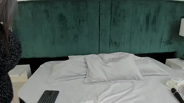 Snapshot of PandoraB_ chatting on November 5, 2:42 pm PandoraB online show from November 5, 2:42 pm