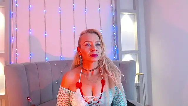 AnastasiaTaylor  online show from March 6, 5:41 pm