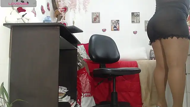 Jadeee  online show from February 3, 7:46 am