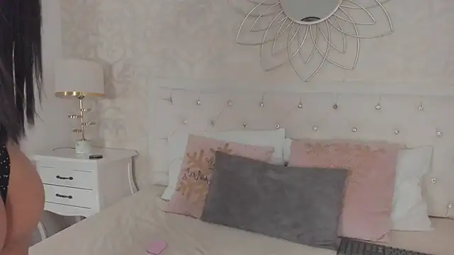 Kimberlin Cam  online show from November 5, 7:28 pm