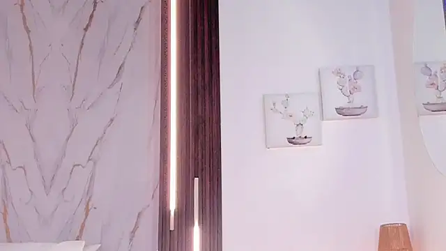 Snapshot of mia_six66 chatting on July 11, 12:27 pm mia six66 online show from July 11, 12:27 pm