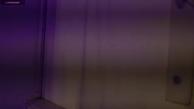 Snapshot of mia_six66 chatting on November 3, 5:27 pm mia six66 online show from November 3, 5:27 pm