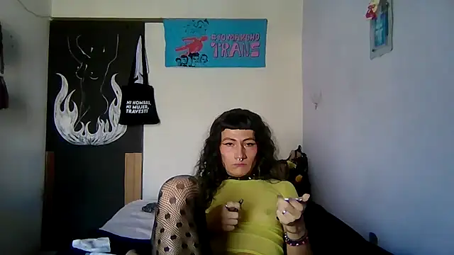 Zafiro subversiva online show from March 13, 2:00 pm