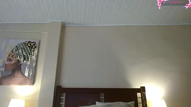 Snapshot of hillary_foox chatting on October 23, 6:28 pm hillary foox online show from October 23, 6:28 pm