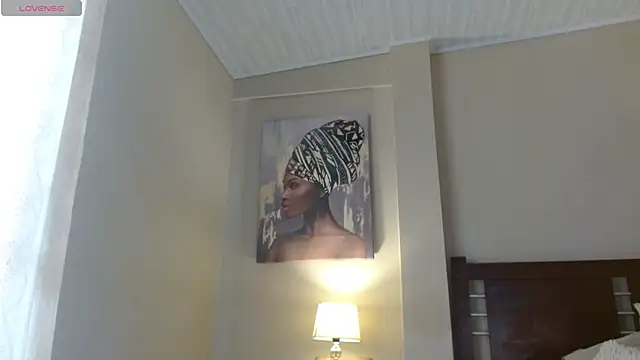 Snapshot of hillary_foox chatting on November 18, 6:33 pm hillary foox online show from November 18, 6:33 pm