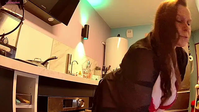 Endrocleia online show from February 21, 1:29 am