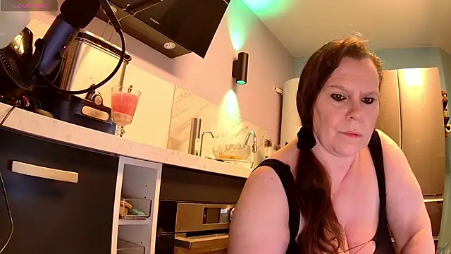 Endrocleia online show from October 3, 10:11 pm