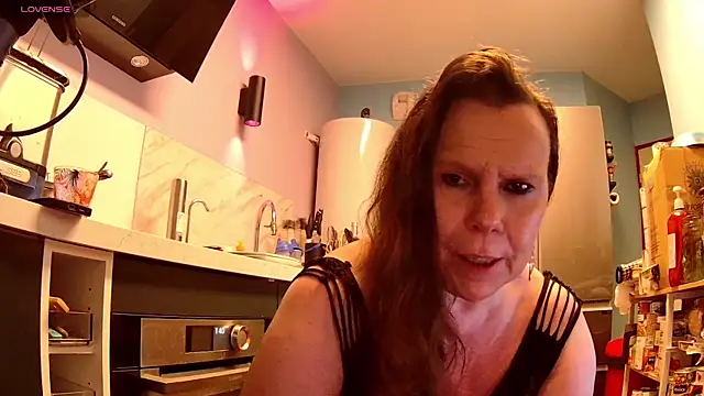 Endrocleia online show from June 3, 11:42 pm