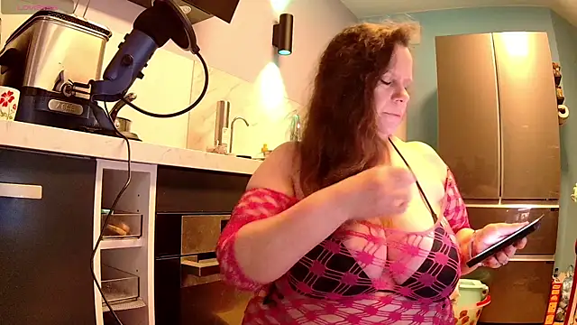 Endrocleia online show from October 23, 11:25 pm