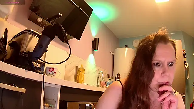 Endrocleia online show from September 15, 9:48 pm