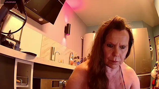 Endrocleia online show from June 17, 11:58 pm