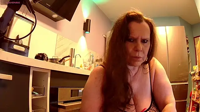 Endrocleia online show from April 17, 1:08 am
