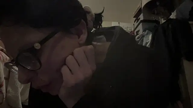 myloveforyouu online show from February 24, 5:19 am