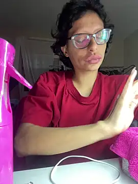 myloveforyouu online show from November 3, 5:23 am