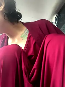 myloveforyouu online show from December 3, 7:13 pm