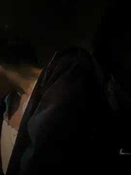 myloveforyouu online show from November 12, 1:21 am