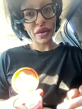 myloveforyouu online show from November 2, 4:45 pm