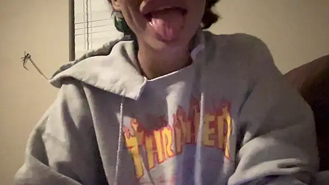 myloveforyouu online show from April 1, 4:03 am