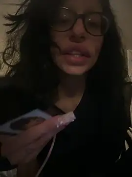 myloveforyouu online show from January 12, 3:13 am