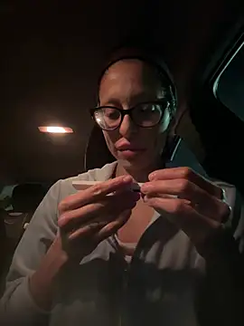 myloveforyouu online show from February 19, 4:53 am