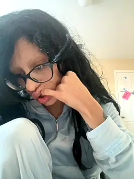 myloveforyouu online show from November 10, 1:38 pm