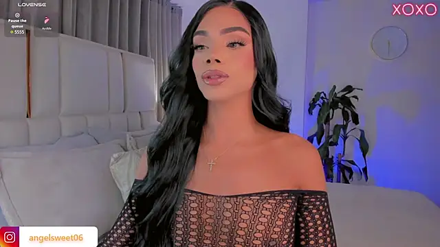 ANGELL06 online show from November 15, 4:27 am