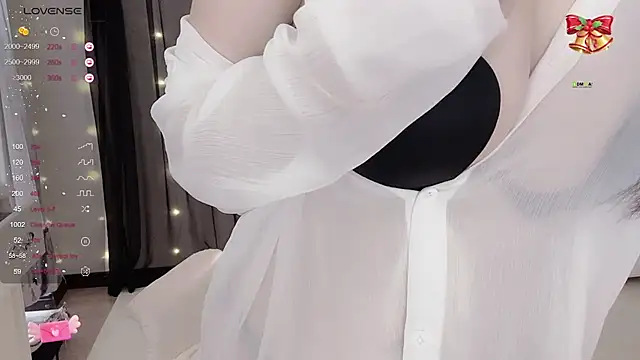 Snapshot of Marui- chatting on March 18, 8:39 am Marui- online show from March 18, 8:39 am