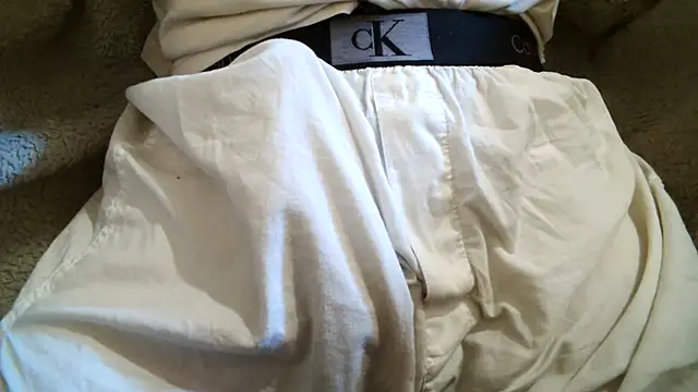 KoyuHanara online show from November 3, 3:15 pm