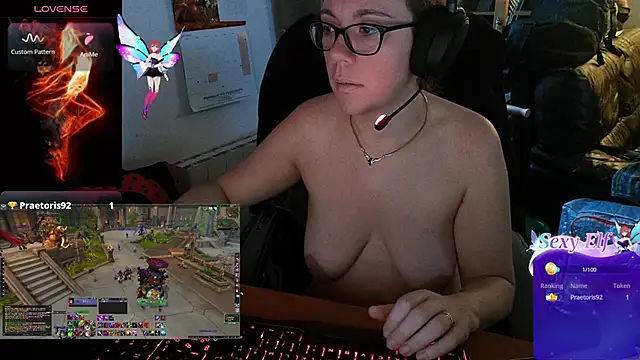 Snapshot of lili-hot-77 chatting on January 8, 8:06 am lili-hot-77 online show from January 8, 8:06 am