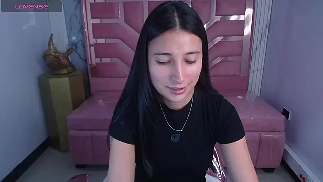 lizzyluk ch online show from January 17, 8:12 pm