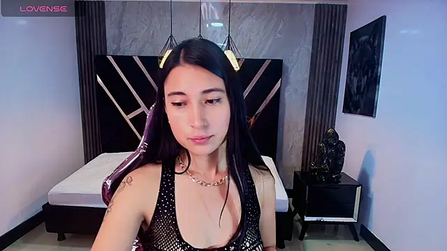 Snapshot of lizzyluk_ch chatting on February 13, 5:11 pm lizzyluk ch online show from February 13, 5:11 pm