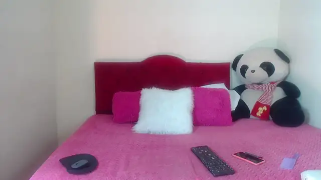 Snapshot of Luluu_08 chatting on March 20, 1:37 pm Luluu 08 online show from March 20, 1:37 pm