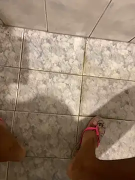 Snapshot of gomespauz chatting on October 18, 12:34 am gomespauz online show from October 18, 12:34 am