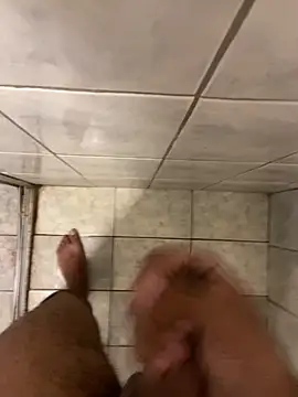 Snapshot of gomespauz chatting on October 30, 2:10 am gomespauz online show from October 30, 2:10 am