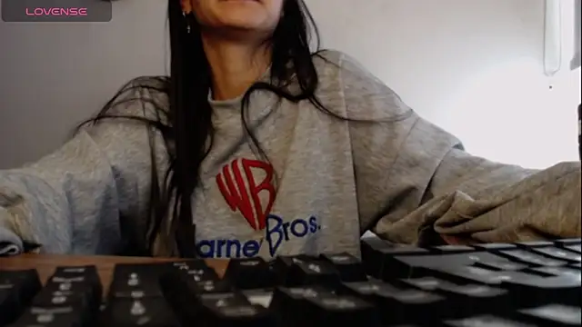 Snapshot of alma_violeta chatting on September 28, 5:53 pm alma violeta online show from September 28, 5:53 pm