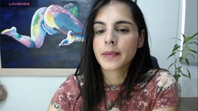 Snapshot of alma_violeta chatting on December 17, 10:32 pm alma violeta online show from December 17, 10:32 pm